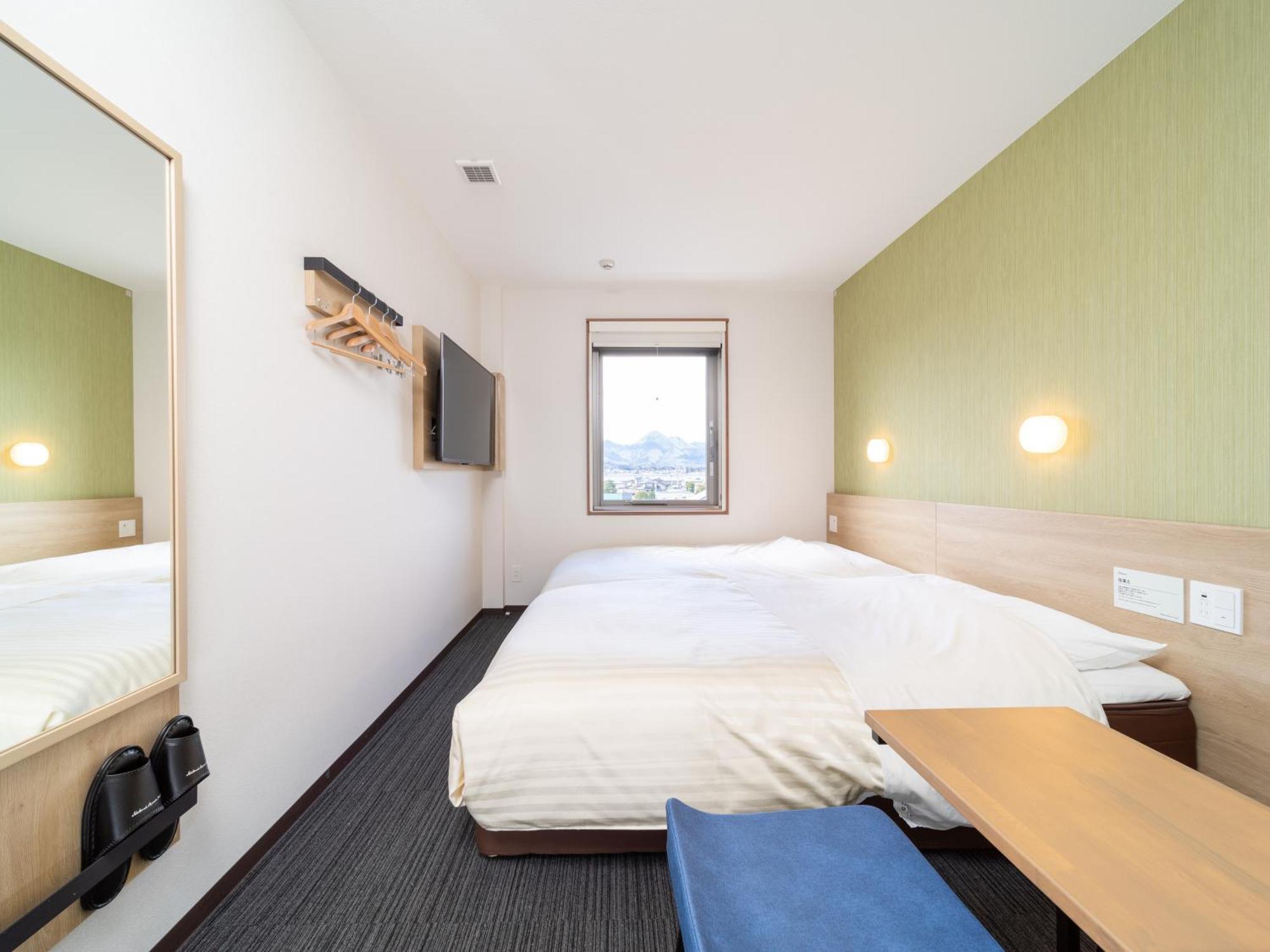 Super Hotel Yahaba Station East Exit Bagian luar foto